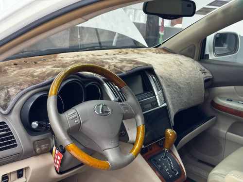 Rx 330 2005 Full ប៉ុង១ ក្នុងលឿង
