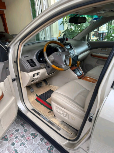 RX330ឆ្នាំ05ប៉ុង1មហានៅប្រើថែ