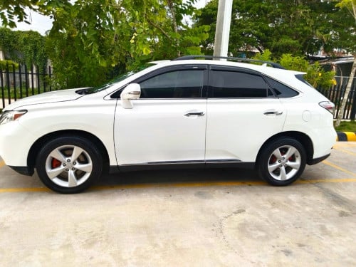 Rx350 2010 លក់ប្រញាប់លុយ21900$