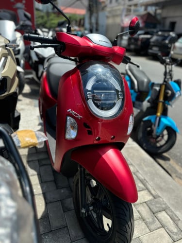 Scoopy club12 2025= 2300$๐แแแ
แธแแถแแแแแ