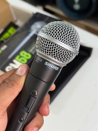 Shure SM58 មួយទឹក