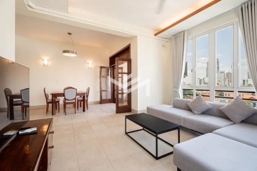 Spacious 2 Bedroom Apartment for RENT in BKK1
