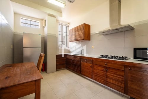 Spacious 2 Bedroom Apartment for RENT in BKK1