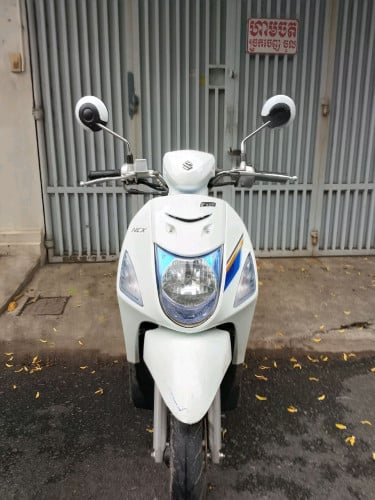 Suzuki lets 2019 850$