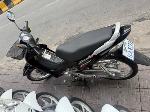 Suzuki smash