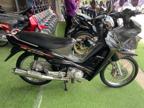 suzuki viva 110cc 08មានពន្ធកាតគ្រីត្រឹមត្រូវ ម៉ាស៊ីនតាន់ ដៃជើងសាណុំសុីន500$ បង់រំលស់បាន