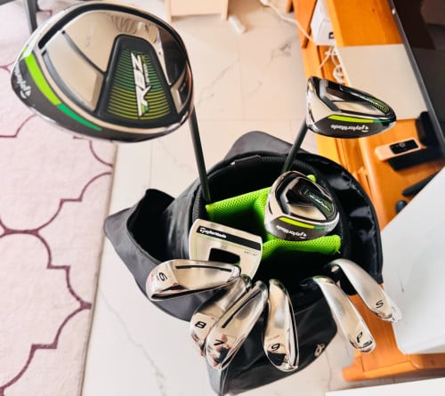 Taylormade golf clubs set