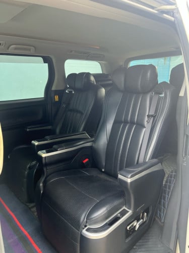 Toyota Alphard 2011 អូតូ3 ឡានថ្មី