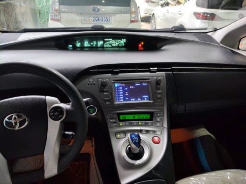 Toyota Prius 2014 Option 3