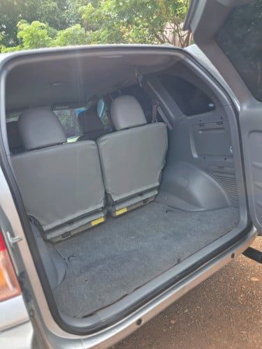 Toyota RAV4 01 Pong1