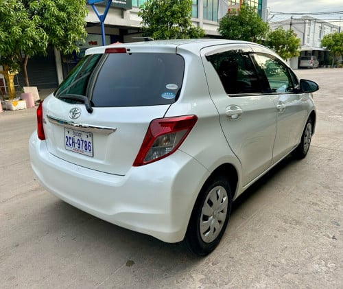 Toyota vitz 011 ស្មាតឃី ឡានថ្មីណាស់ ម្ចាស់ដើម
