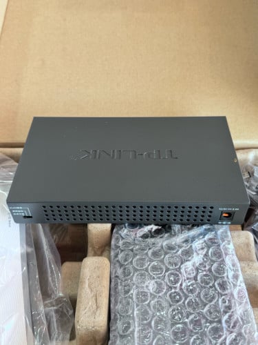 TP-Link TL-SG1210PT 10Port Gigabit Switch New