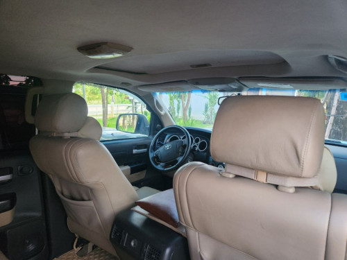 TUNDRA 2011 UP 2021 For Rent /出租