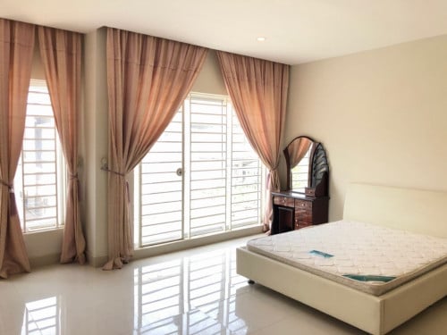 Twin Villa 4 Bedrooms for RENT near AEON Mall 2_Sen Sok