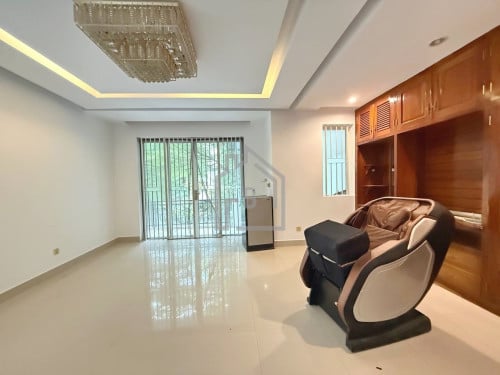 Twin Villa 4 Bedrooms for RENT near CIA FIRST International School_St.2004