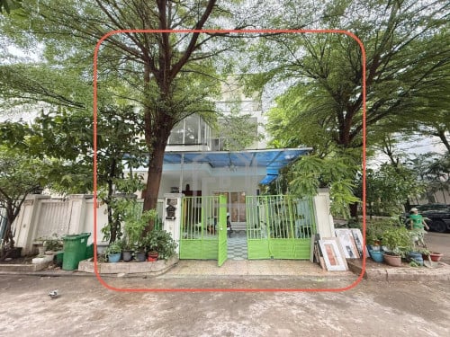 Twin Villa 4 Bedrooms for RENT near CIA FIRST International School_St.2004