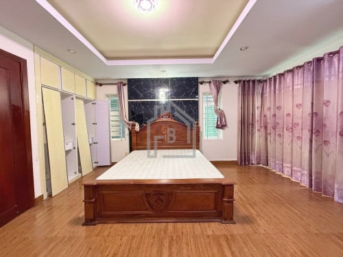 Twin Villa 4 Bedrooms for RENT near RATANA Plaza/Royal Phnom Penh Hospital