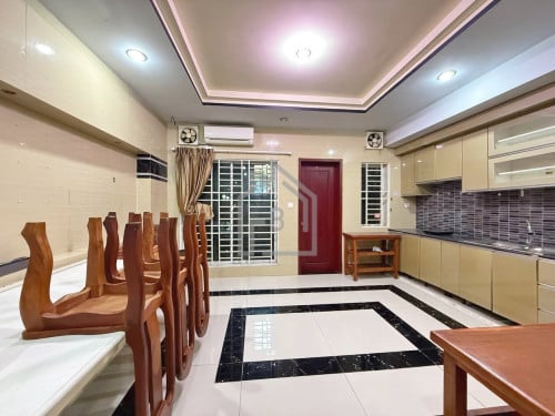 Twin Villa 4 Bedrooms for RENT near RATANA Plaza/Royal Phnom Penh Hospital