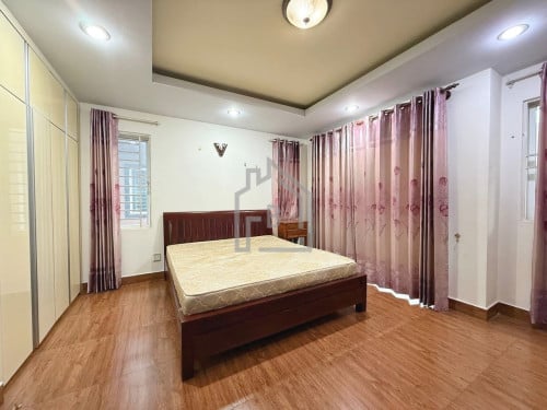 Twin Villa 4 Bedrooms for RENT near RATANA Plaza/Royal Phnom Penh Hospital