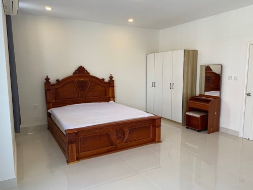 Twin villa for rent at Chipmong Landmark 271