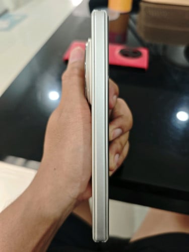 Vivo X Fold3 Pro 97% 16GB 512GB ខូចអេក្រក់ក្នុង