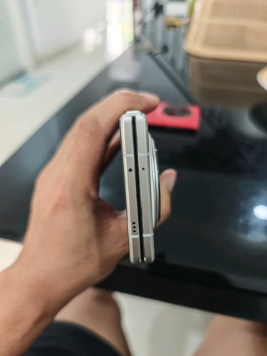 Vivo X Fold3 Pro 97% 16GB 512GB ខូចអេក្រក់ក្នុង