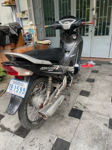 Wave125 ប្រពន័្ធភ្លេីងs4ប្រេីបុ៊ិច