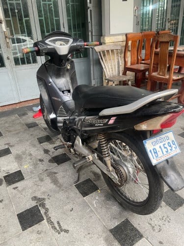 Wave125 ប្រពន័្ធភ្លេីងs4ប្រេីបុ៊ិច