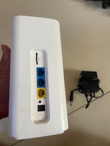WiFi router with SIM card modem Pro CPF 101. 4G/5G SIM card router, WiFi router with 300Mbps.