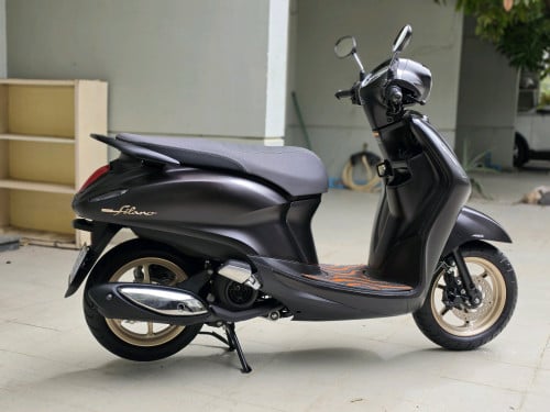 Yamaha Grand Filano 2025 Ohlins