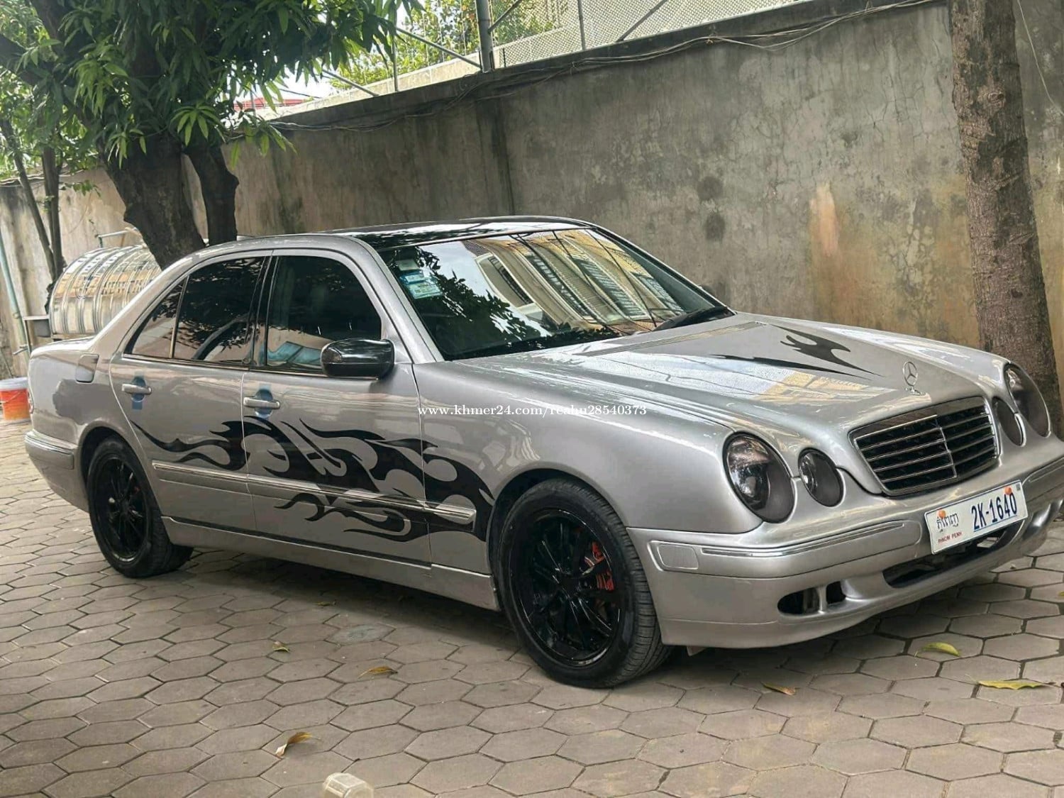 ឡានសំណុំ ដើម
