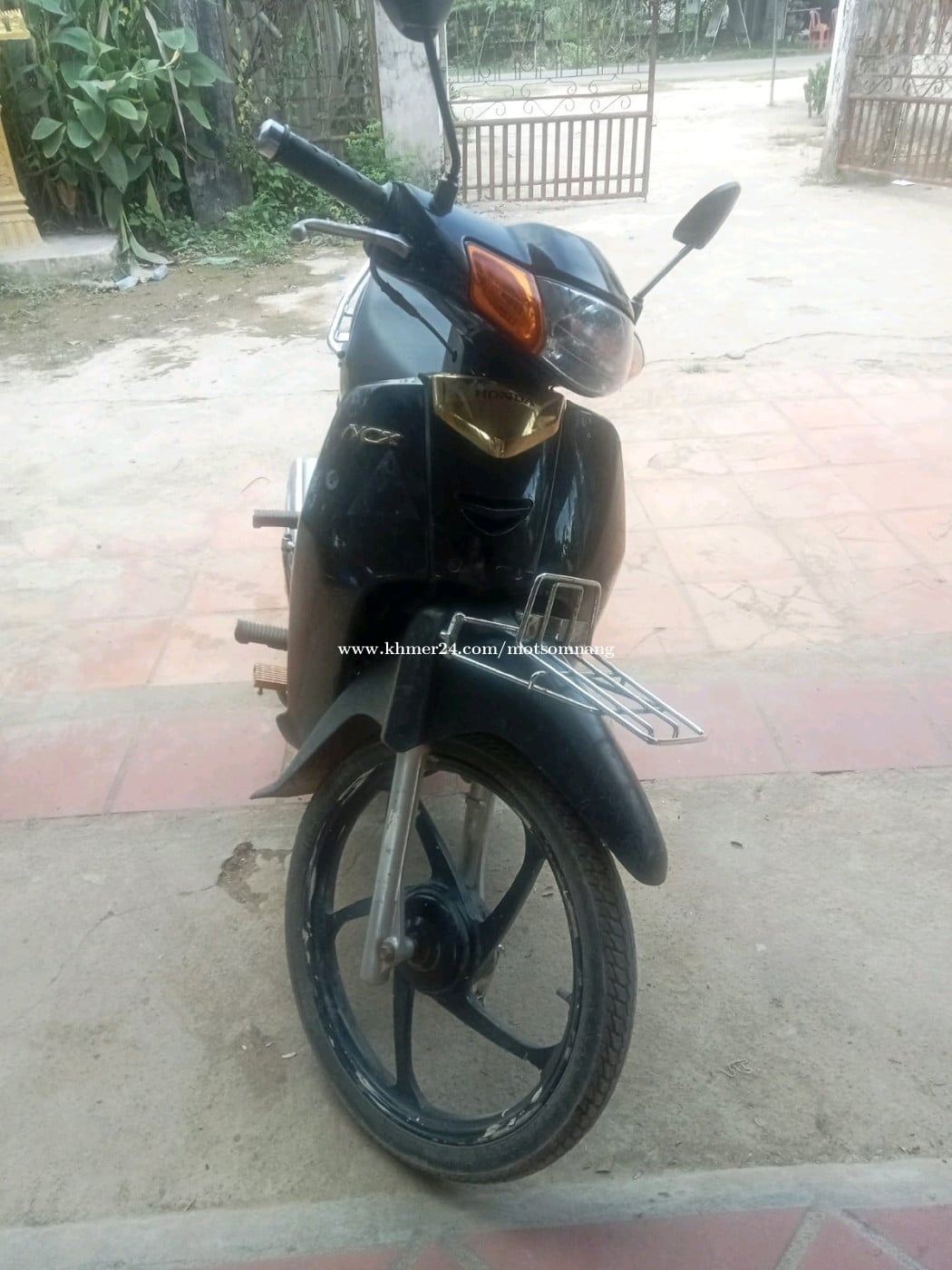 ម៉ូតូលក់ប្រញាប់រកស៊ីមានពន្ធត្រឹមត្រូវ