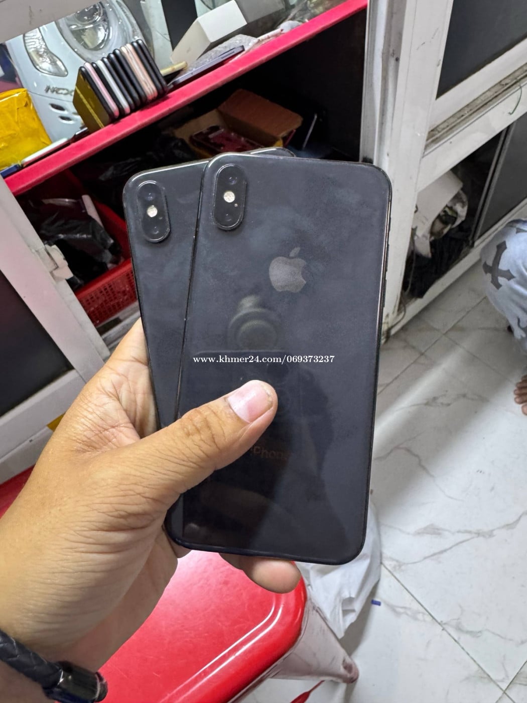 លក់iPhone X 64g សុំណុំហ្សីនមានមុខ សំបកស្អាត់
