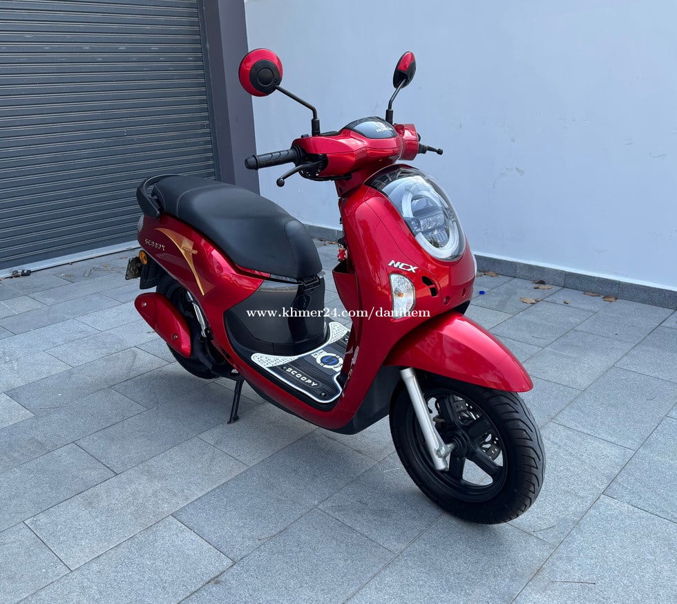 លក់ NCX Scoopy 2025 នៅស្អាត ដូចថ្មី99%