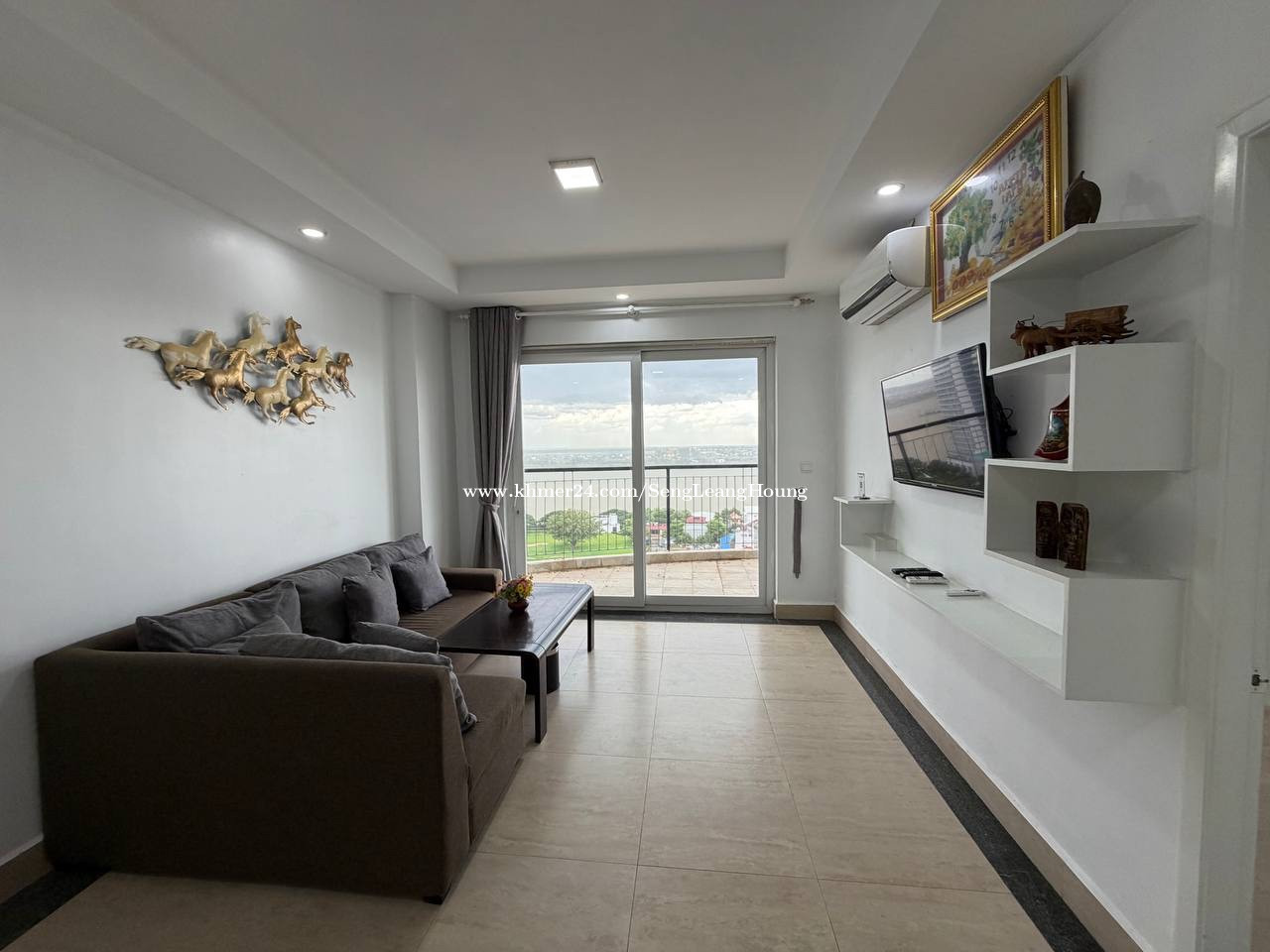 ๐ข Condo For Rent two bedroom ๐ฒ Price: $350-450$/month ๐ Location: Chroy Changva