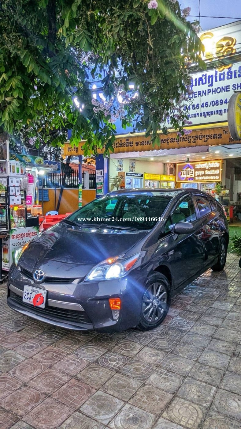 013 Prius plugin optionខ្ញុំម្ចាស់ផ្ទាល់
