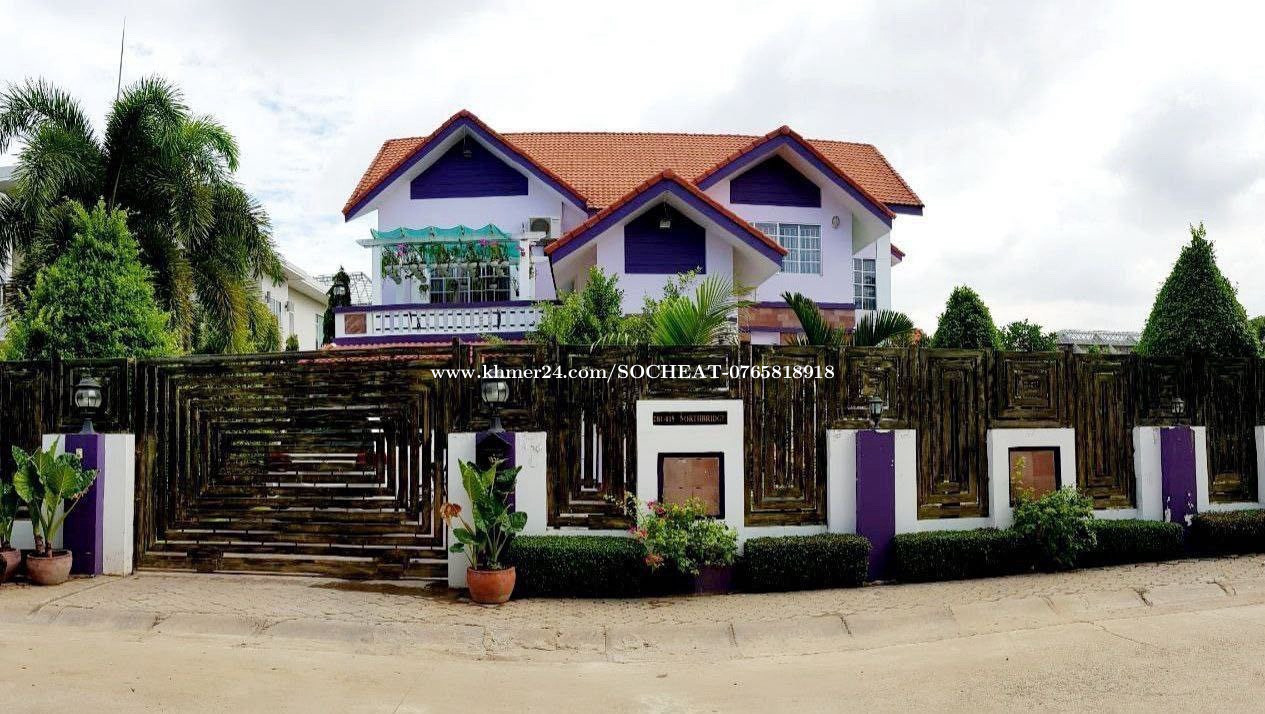 7 Bedroom Villa for Rent in North Bridge