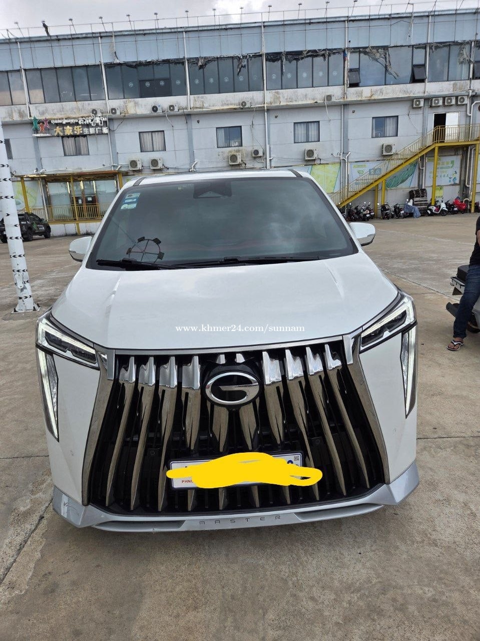 car for sale GAC GN8 2025 full options (THG)