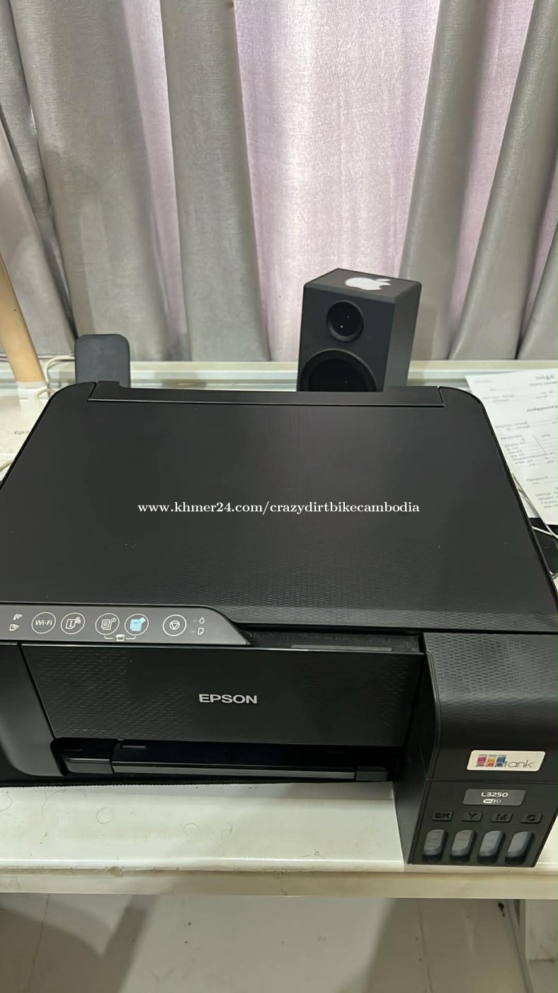 Epson Printer New L3250 Color A4 Print/Scan/Copy Wifi | -USB 99% like new