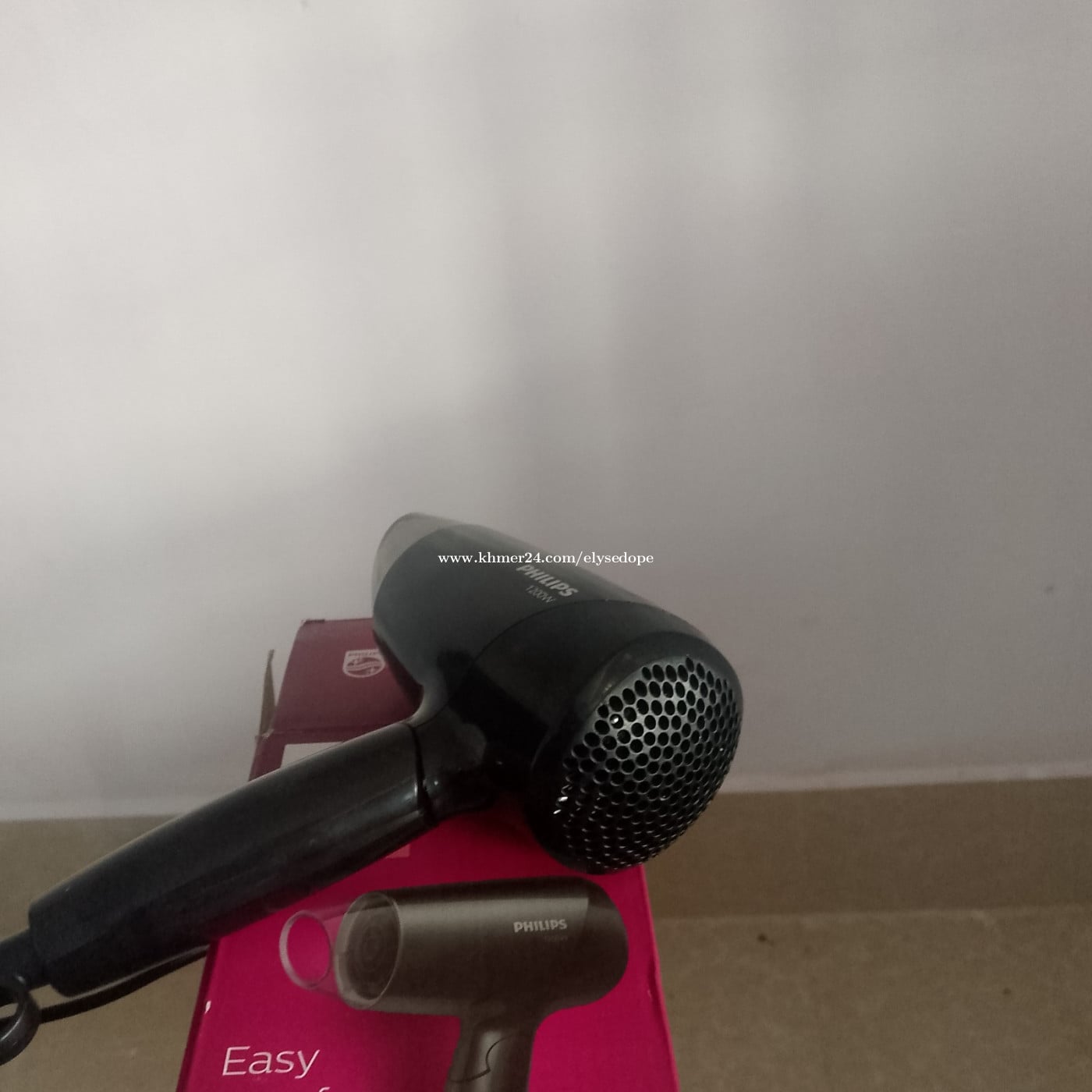 Hair dryer