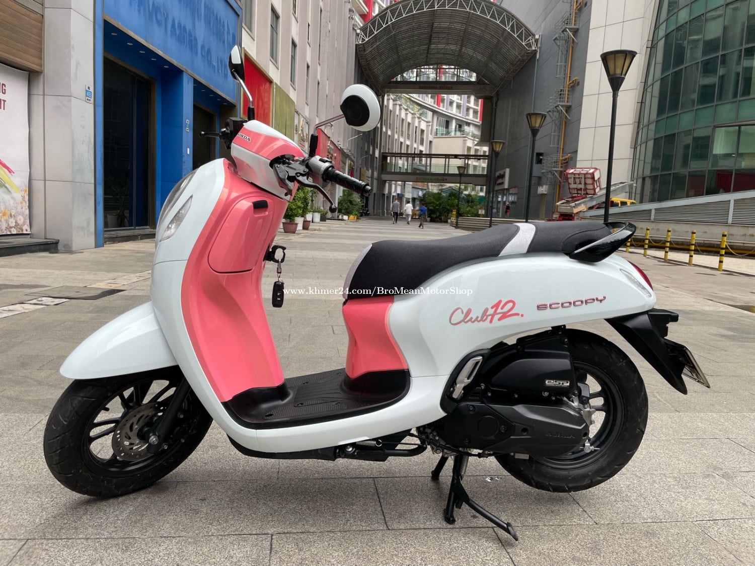 Honda Scoopyi 2023 ស្មាតឃី New98%មានពន្ធកាតគ្រីស្លាកលេខ