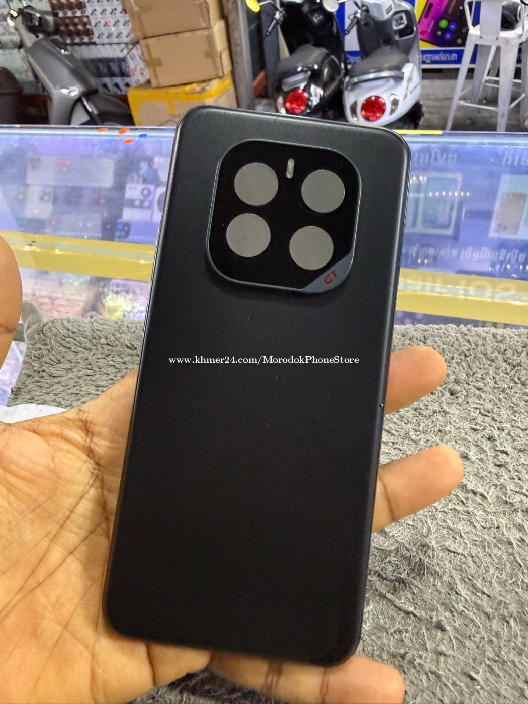 Honor GT Pro 5G Ram16G Memory512G C/H Sim2 មានឆ្នាំងសាក
