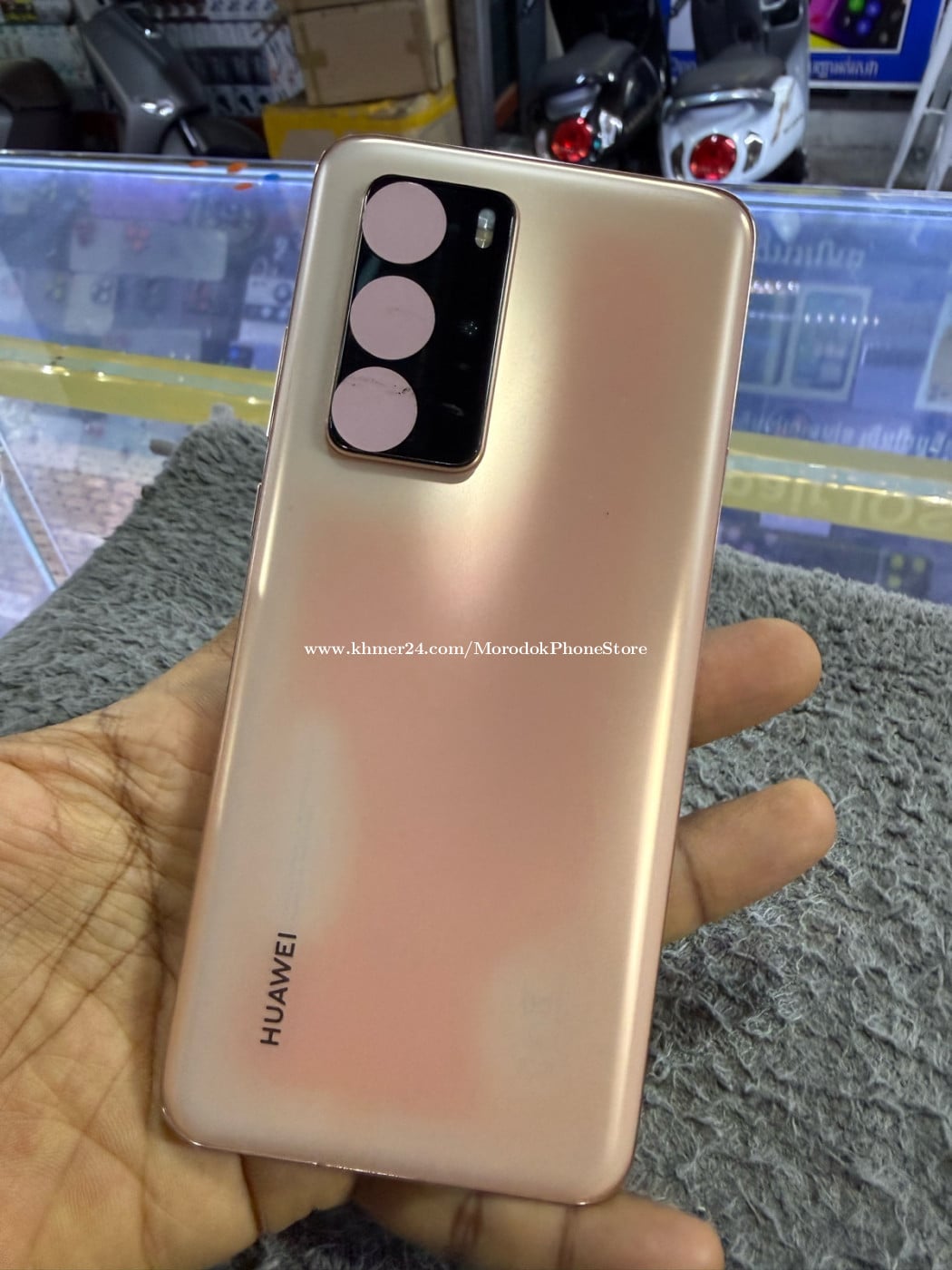 Huawei P40Pro Ram8G Memory256G Global Sim2 មានឆ្នាំងសាក