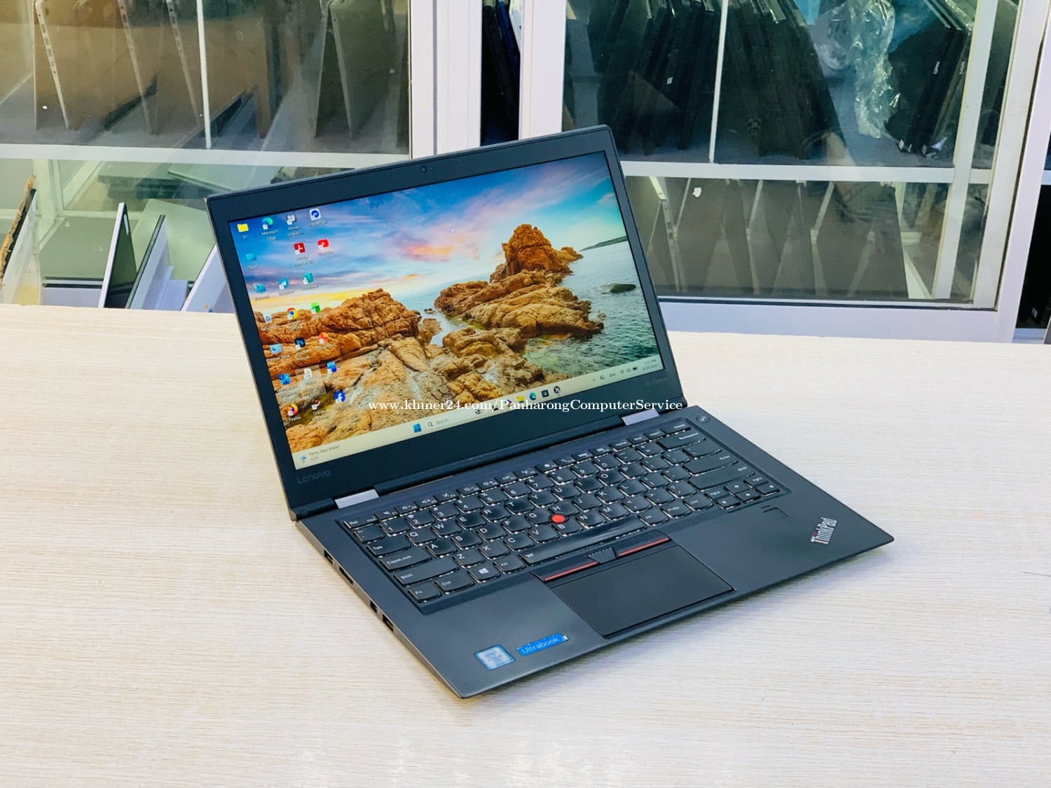 Lenovo ThinkPad X1 Carbon 14”FHD 1080 Key light