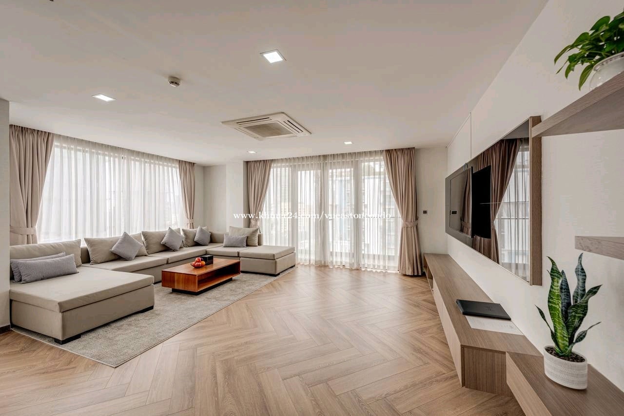 Luxury 3-BEDROOM penthouse BKK1