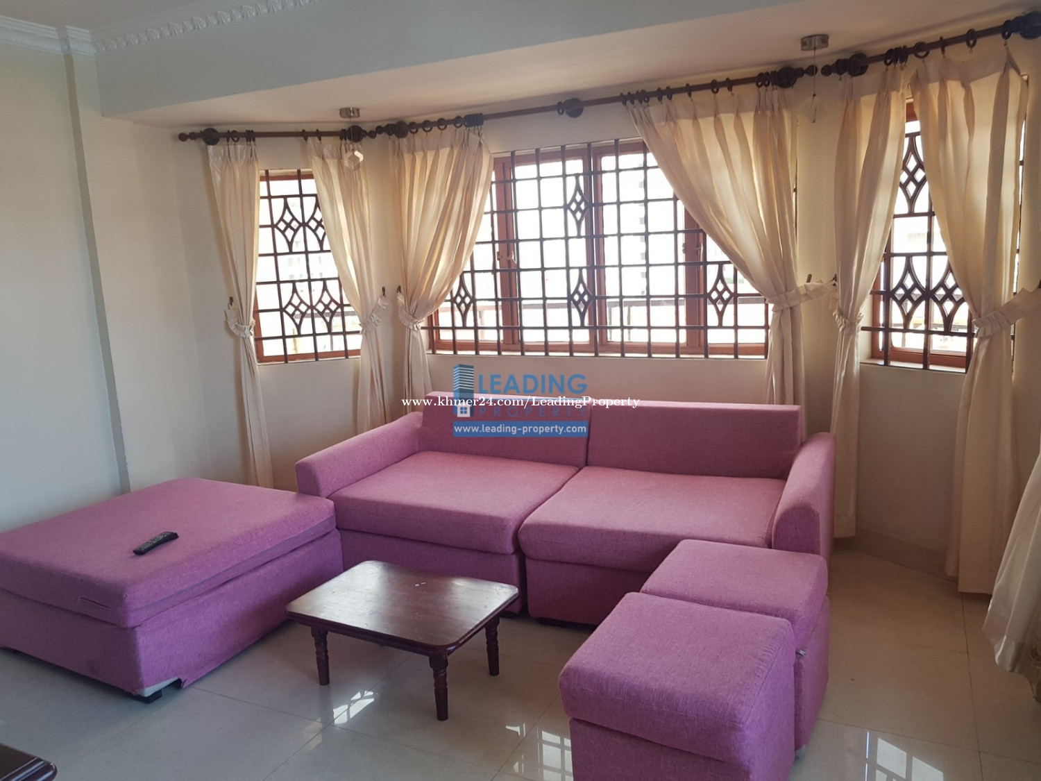 N196 | Elevator 2 Bedrooms Apartment For Rent in Daun Penh