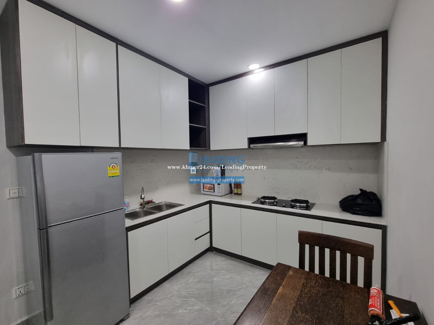 N400 | New Renovated Studio at Riverside For Rent