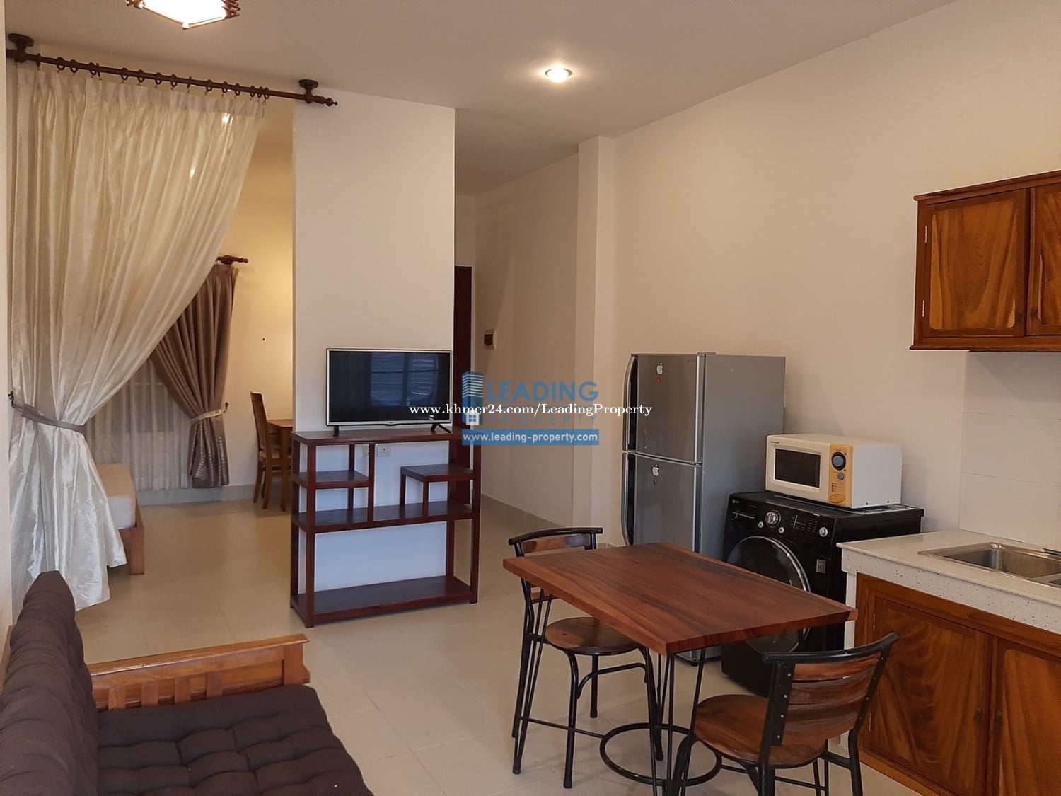 N944 | Mini Pool and Garden, 1 Bedroom Apartment For Rent Near Toul Kork Market