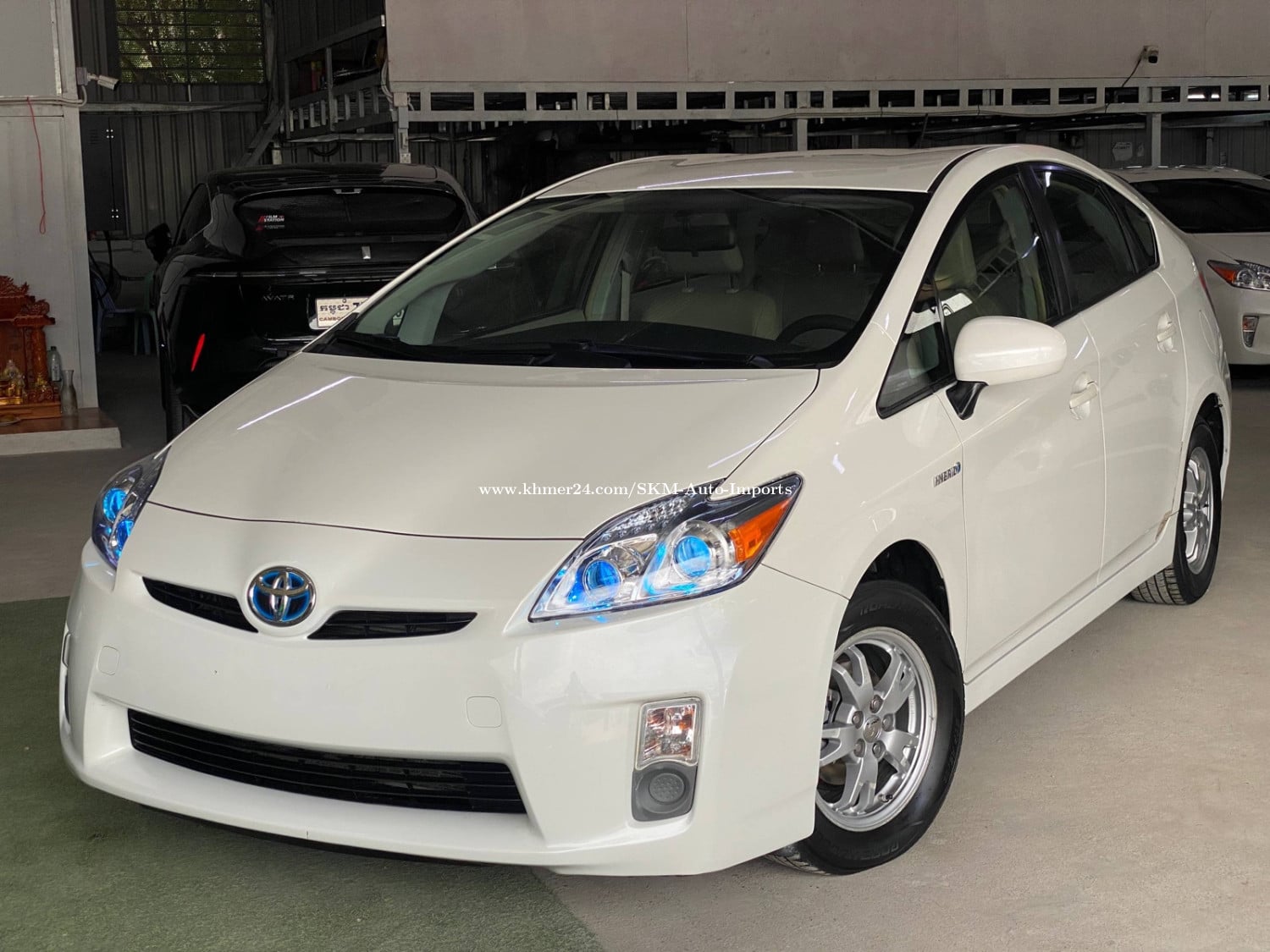 Prius 011 option 4 ក្នុងលឿង សូម ចុចលីងខាងក្រោមដើម្បើសួរពត៍មានបន្ថែម