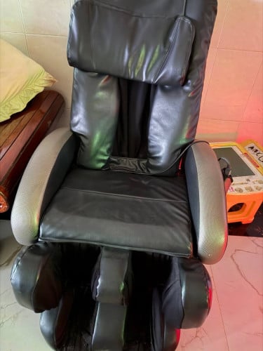 កៅអីម៉ាស្សា ជប៉ុន